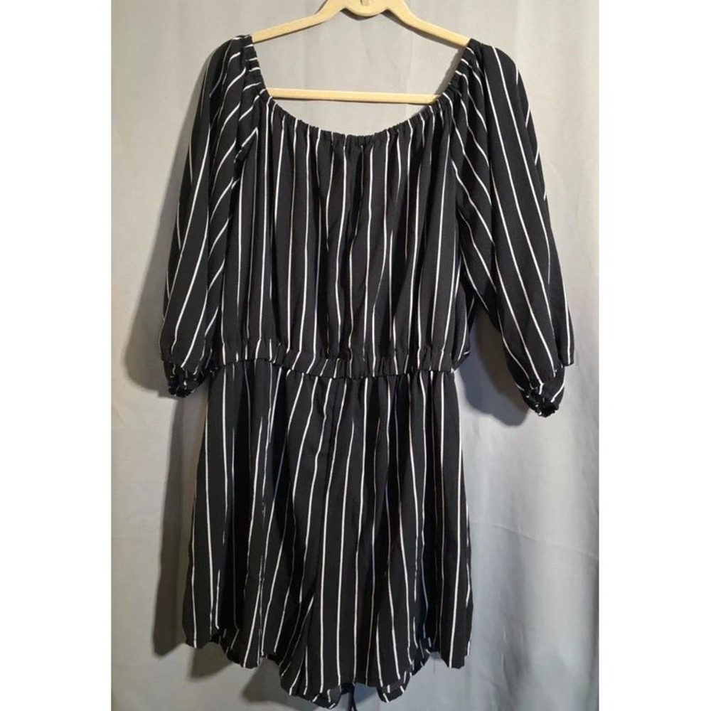 Toxik3 Womens Black White Striped Off Shoulder Shorts Romper Plus Size 2X NWT